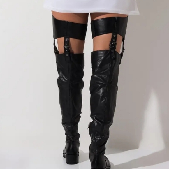 - Thigh high belted boots/final sale - Picture 6 of 10